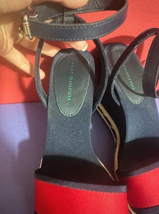 Sandalias Tommy Hilfiger Azul y Rojo