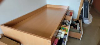 Mueble Cama Madera y Blanco