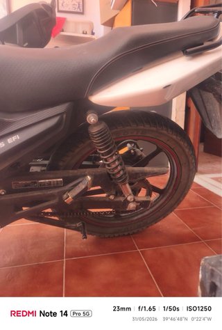 SUMCO MK125 Naked Blanca y Negra