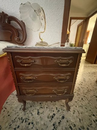 Conjunto de cómoda, 2 mesillas y aparador