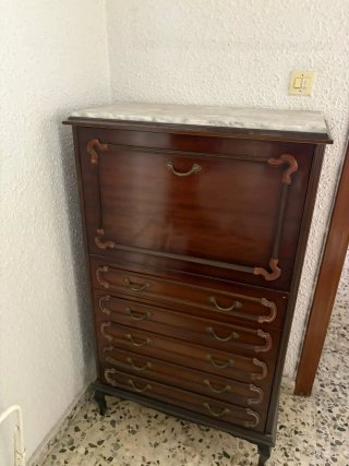 Conjunto de cómoda, 2 mesillas y aparador