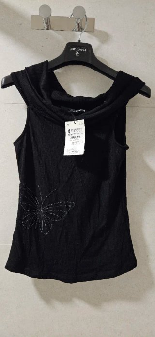 Top Desigual Negro Mariposa Talla M