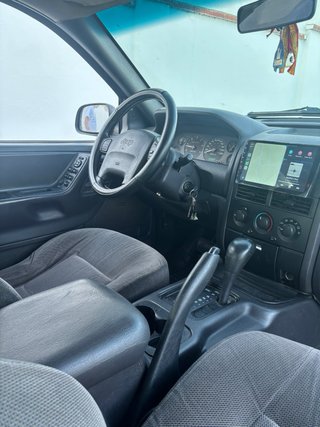 Jeep Grand Cherokee 2004
