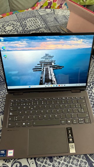 Lenovo Yoga 7 2-in-1 14IML9 Pantalla Táctil