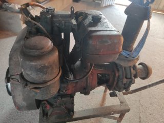 Motor de riego antiguo