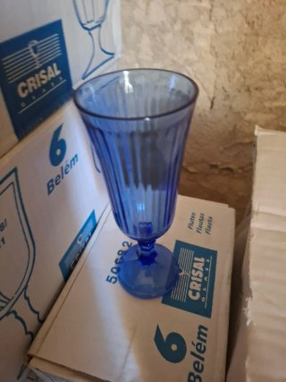 Bicchieri Crisal Azzurri in Cristallo 3€ a pezzo