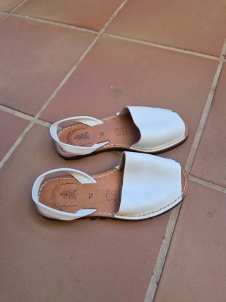 Sandalias Menorquinas Artesano Talla 36 Blancas