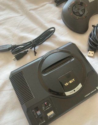 Sega Mega Drive Classic Mini + 2 Mandos