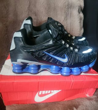 Nike Shox Zapatillas Negras y Azules