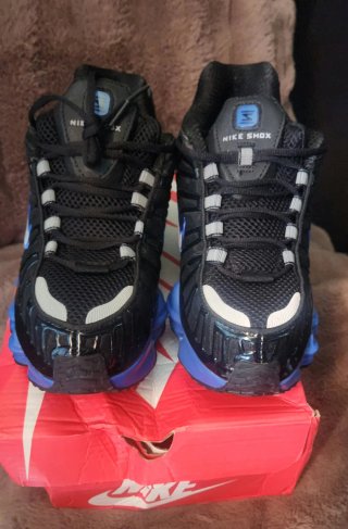 Nike Shox Zapatillas Negras y Azules