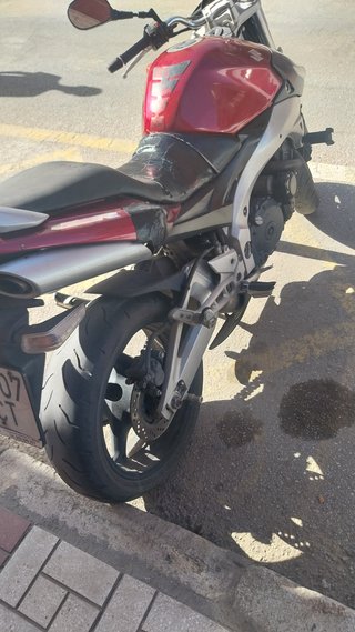 Moto Suzuki  GSR 600 del 2008