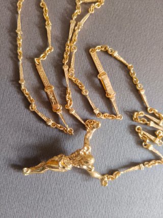 Collar Cristo Salvador Dalí Oro plata