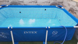 Piscina rectangular y depuradora de arena