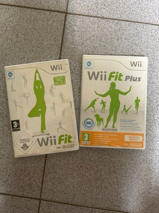 Nintendo Wii Fit + Wii Fit Plus