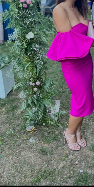Vestido invitada rosa fucsia