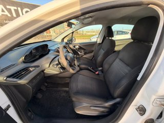 Peugeot 208 2016