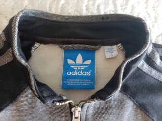 Chaqueta Adidas Originals edición especial Vespa