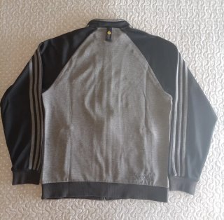 Chaqueta Adidas Originals edición especial Vespa