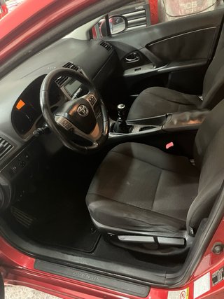 Toyota Avensis 2.0 2010