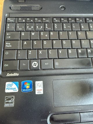 Portátil Toshiba Satellite C660-10D Negro