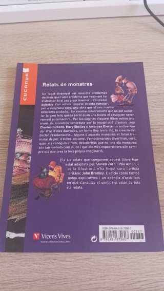 23. Relats de monstres, llibre de primaria.