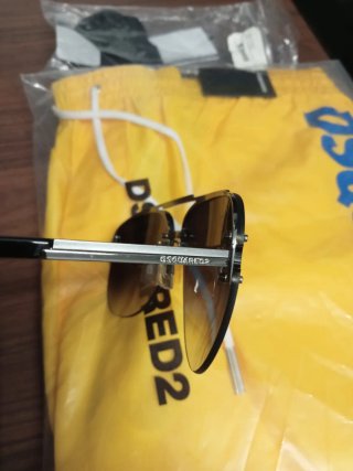 DSQUARED2 Conjunto Negro y Amarillo Todo 260 €