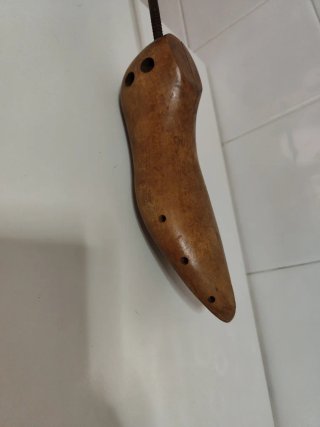 Horma de zapato de madera ajustable