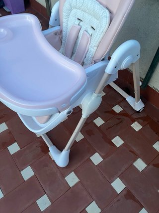 Trona de bebé rosa