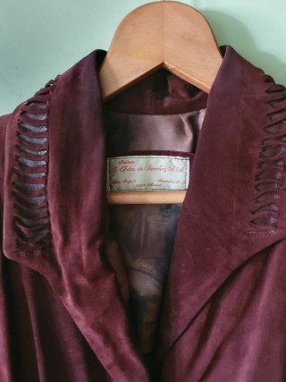 CHAQUETÓN DE PIEL MARRÓN