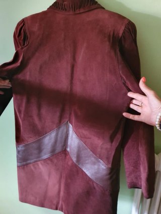 CHAQUETÓN DE PIEL MARRÓN