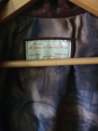 CHAQUETÓN DE PIEL MARRÓN