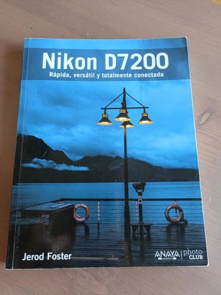 Manual Nikon D7200: Rápida, Versátil y Conectada