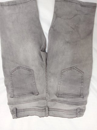 Pantalón corto vaquero niño Talla 12-13 Mide 158