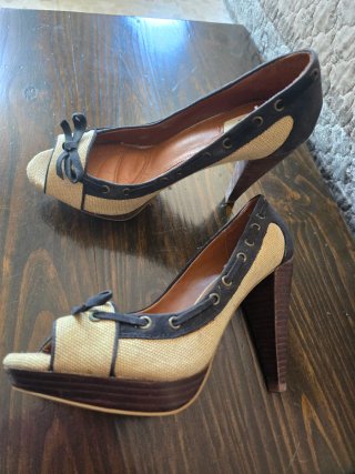 Zapatos Zara Beige y Azul Marino Talla 37