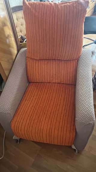 Regalo! Sillón reclinable naranja y beige