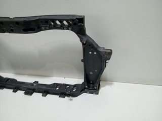 SOPORTE RADIADOR 641011J700