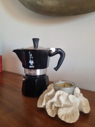 Cafetera Moka Express Negra Bialetti