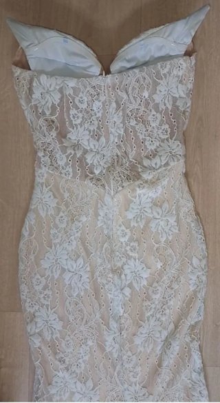 Vestido de fiesta encaje azul cielo tela estirable