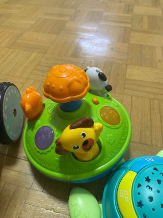 Andador bebé y juguetes gateo