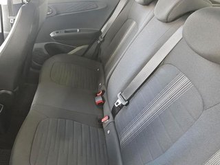 Hyundai i10 1.2 MPI 79CV Sense AT
