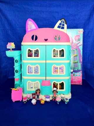 Gabby's Purrfect Dollhouse
