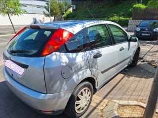 Ford Focus 2000