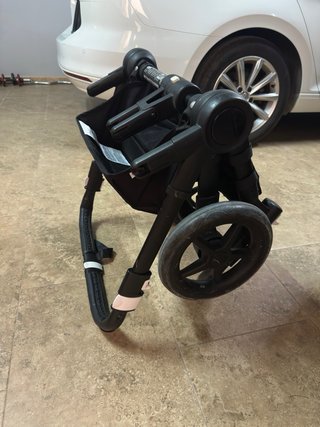 Bugaboo Donkey 3  con 2 silletas y 1 un capazo.