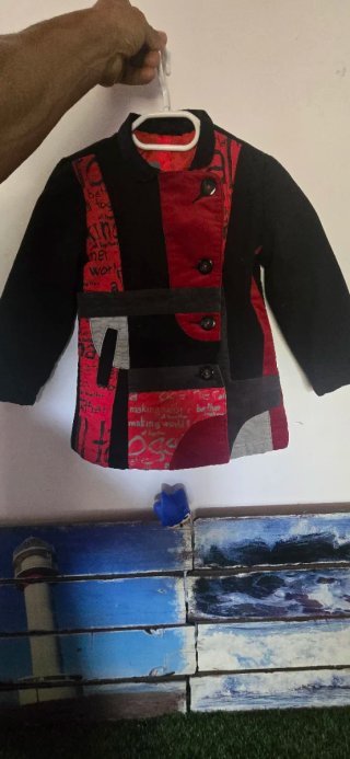Chaqueta Desigual Patchwork Roja y Negra