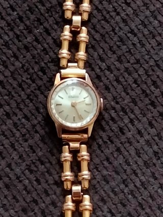 Reloj Duward Mujer Vintage Dorado