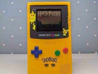 Game Boy Color Pikachu Speciale + Regalo (LEED)