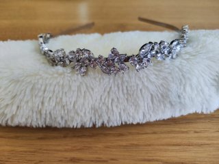 Conjunto Novia: Tocado, Peineta y Pendientes