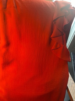 Vestido naranja con volantes
