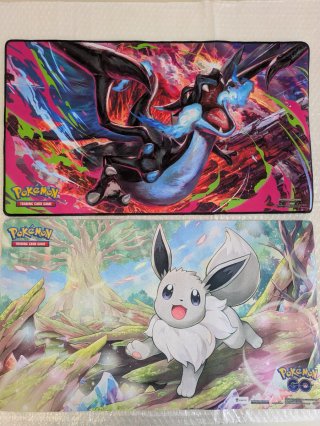 Alfombrillas Pokemon TCG Charizard negro Radiante
