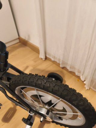 Bicicleta Batman 16 pulgadas con ruedines